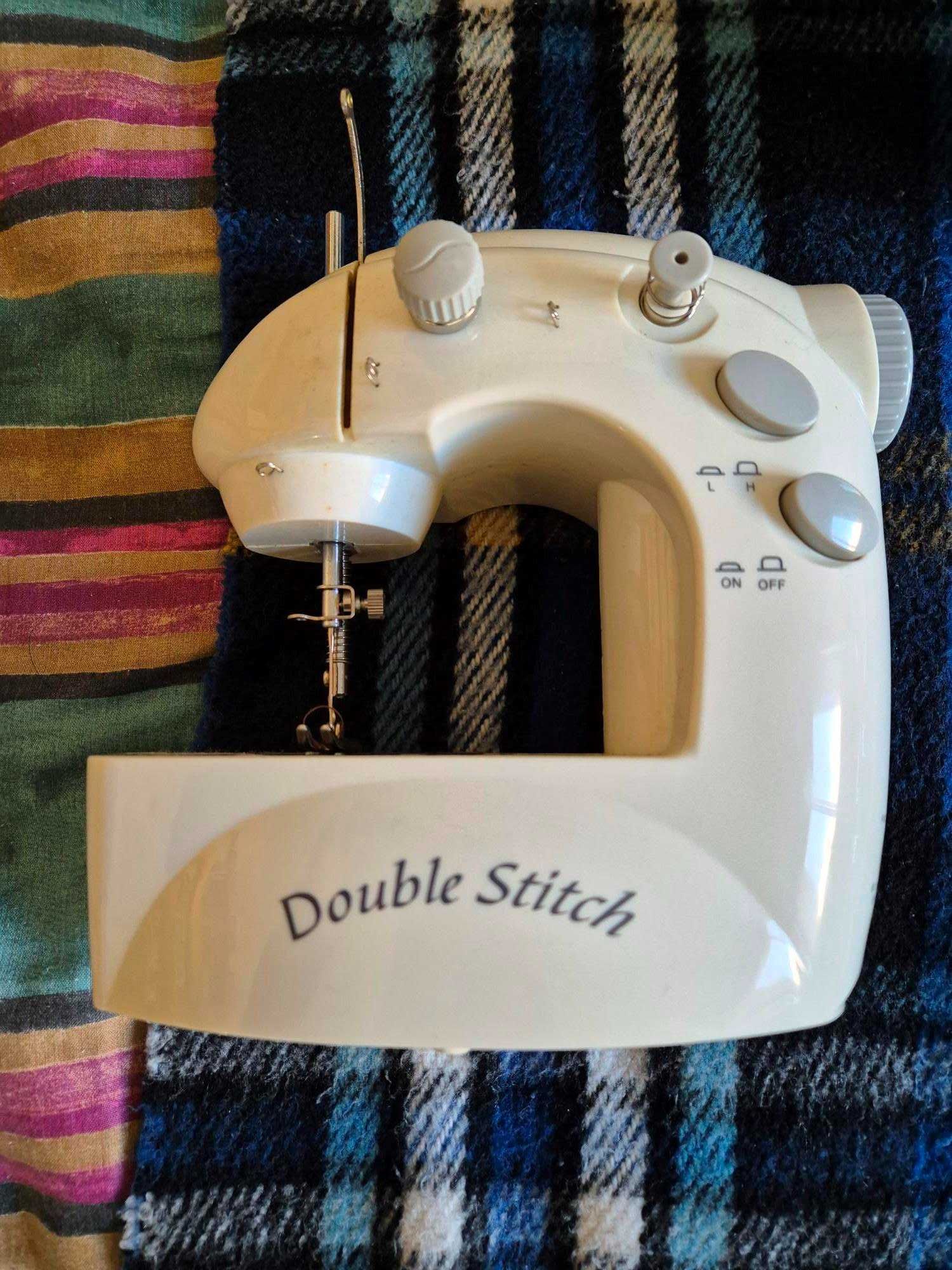 Máquina de costura portátil  Sewing