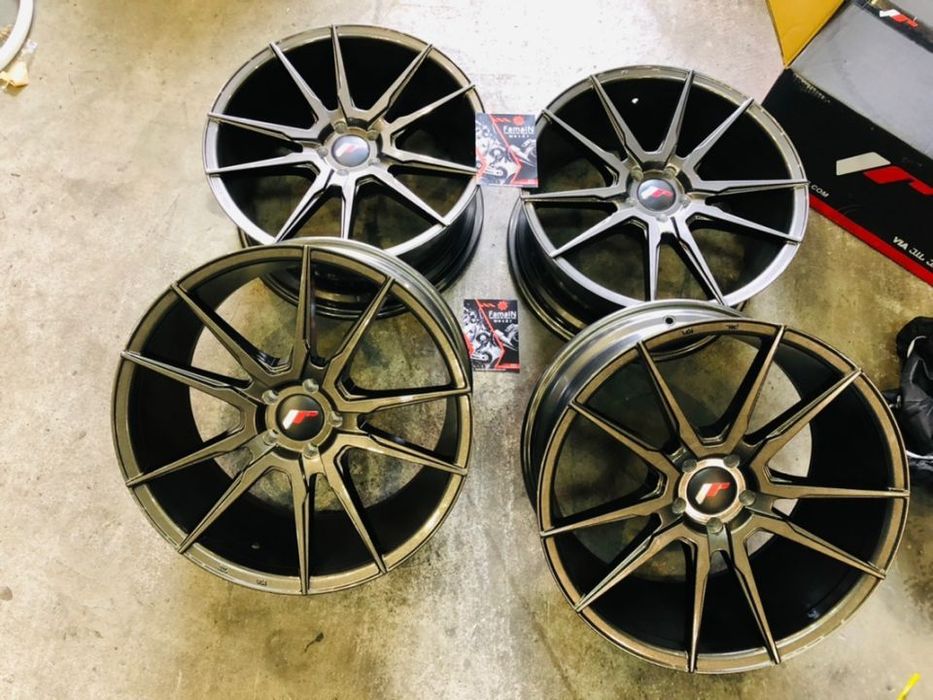 JR21 em 18’ 8,5J Grey 5x112