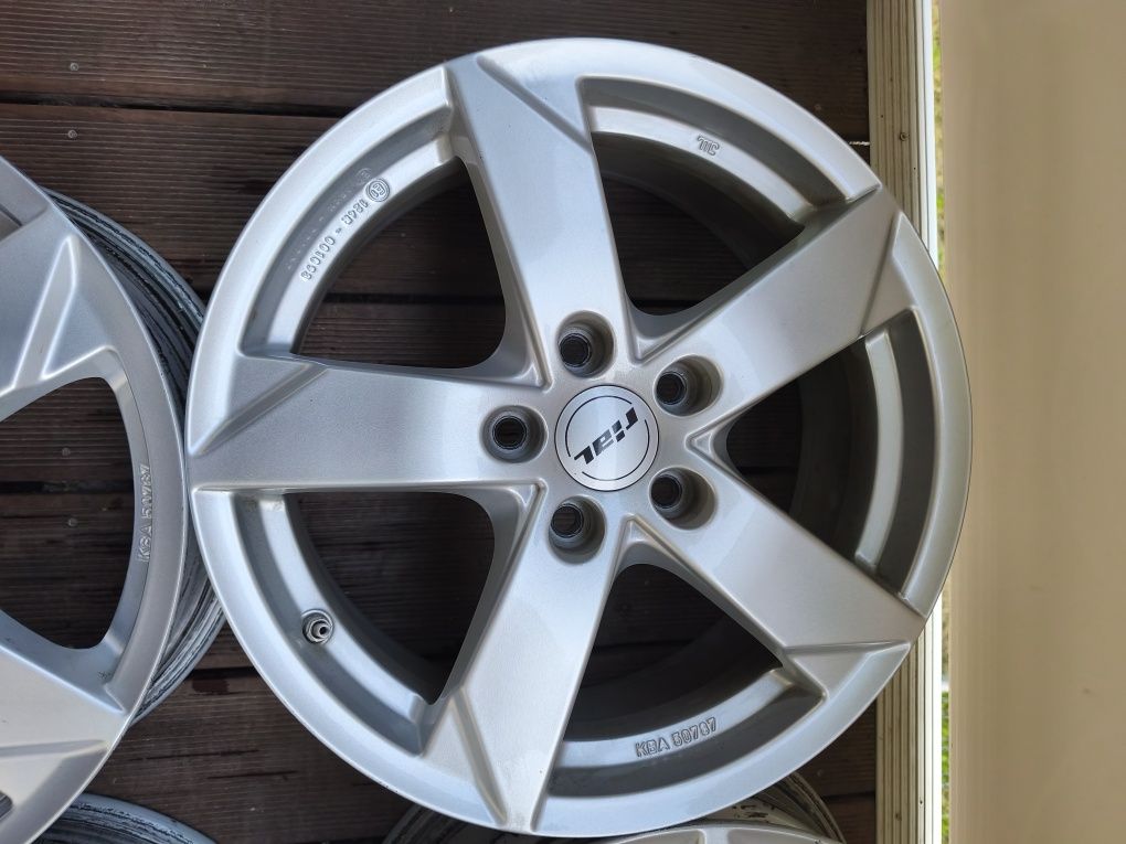 RIAL KODIAK SILVER 5x114,3  17 cali BDB TPMS Renault BYD Lexus Mazda