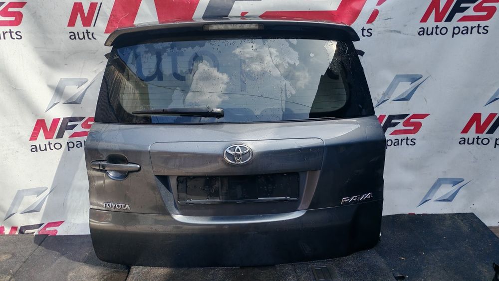 Ляда, кришка багажника toyota RAV4 ca30 рестайлинг long