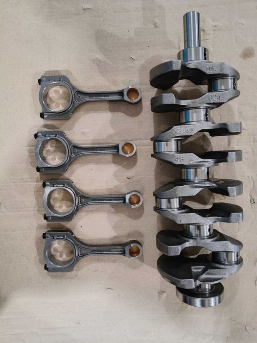 Коленвал двигателя 2.4 HYUNDAI, KIA. 231112G230