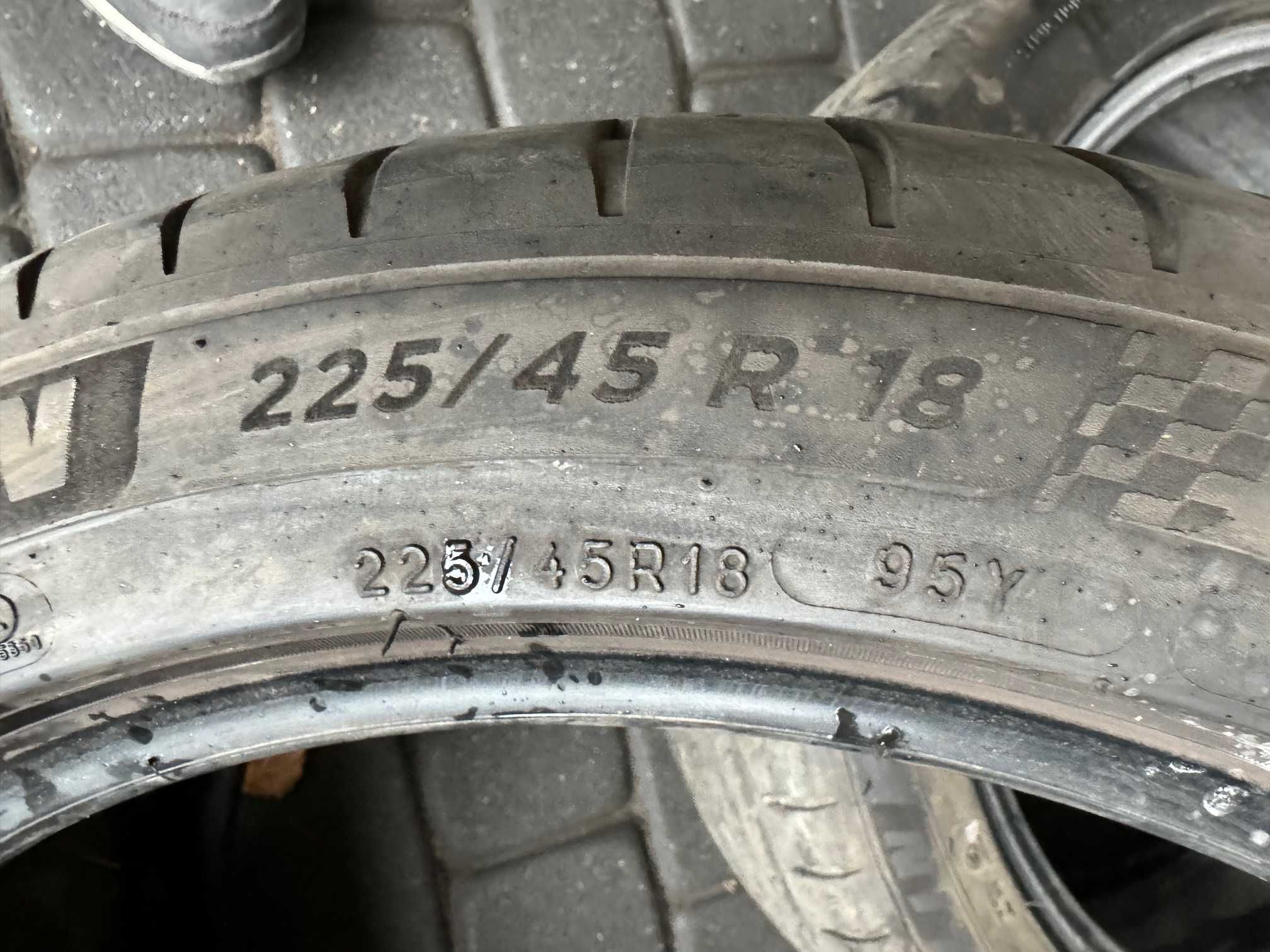 Opony Michelin Pilot Sport 4ZP - 225/45/18