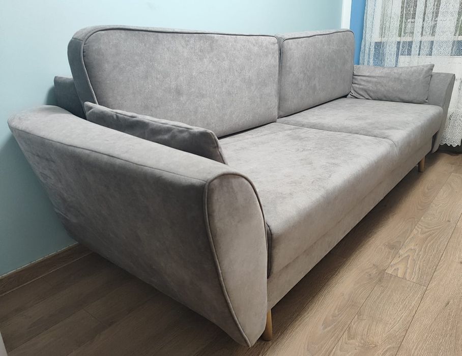 WYGODNA  Sofa z funkcją spania.