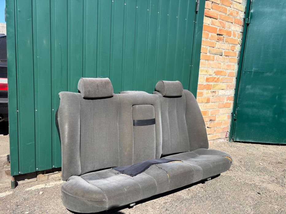 Продам сиденья,салон бмв е34 тряпка,состояние на фото.(bmw,оригинал).