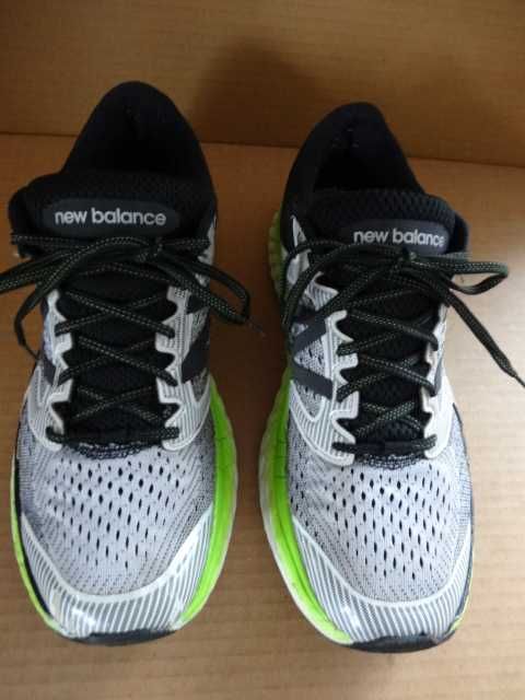 Buty NEW BALANCE FRESH FOAM 1080v7 roz 44,5 Bieganie Sportowe