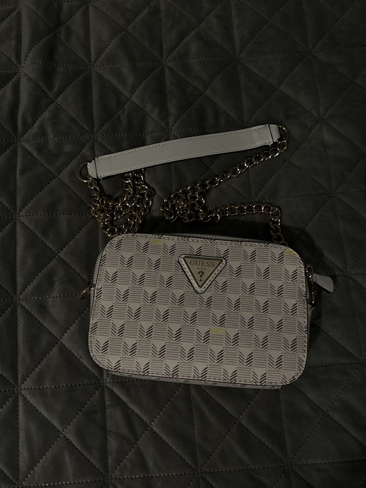 mala torebka guess