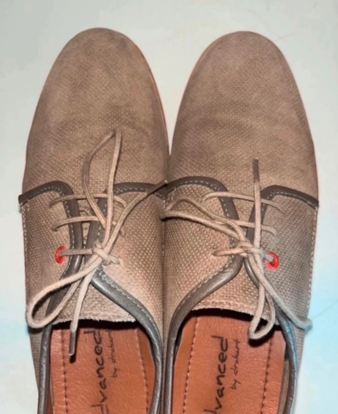 Sapatos castanhos homem