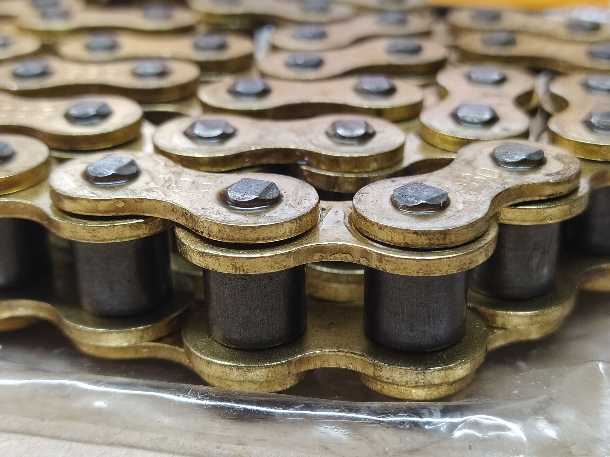 Цепь приводная мото 530Н-120L GOLD "DID""