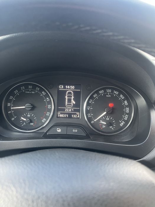 Продам Scoda Rapid 2012