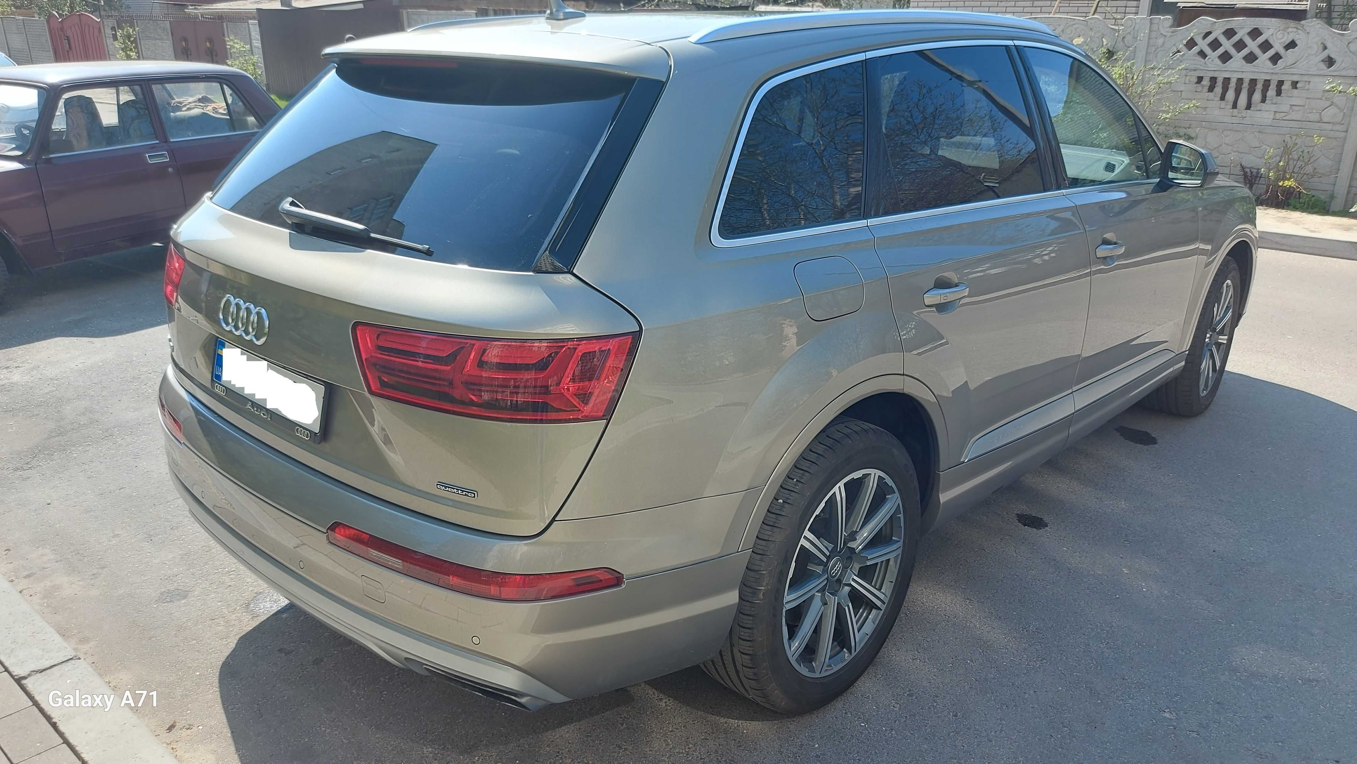 Audi Q7 3л TFSI 2017/2016