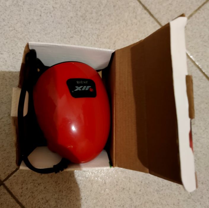 Bomba de ar para aquário está nova