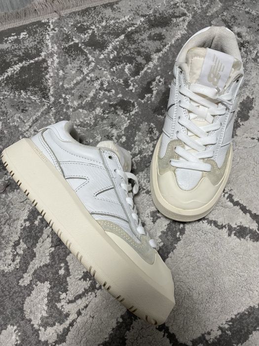 Жіночі кросівки New Balance ct 302