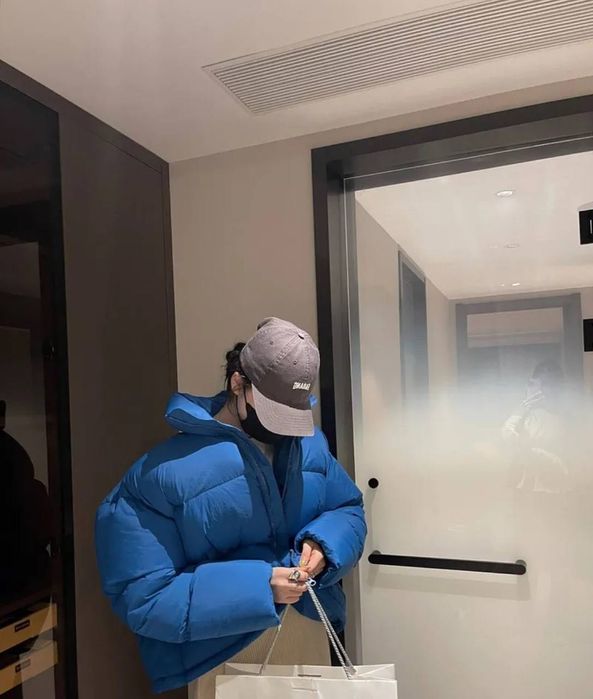 Жіноча зимова куртка оверсайз