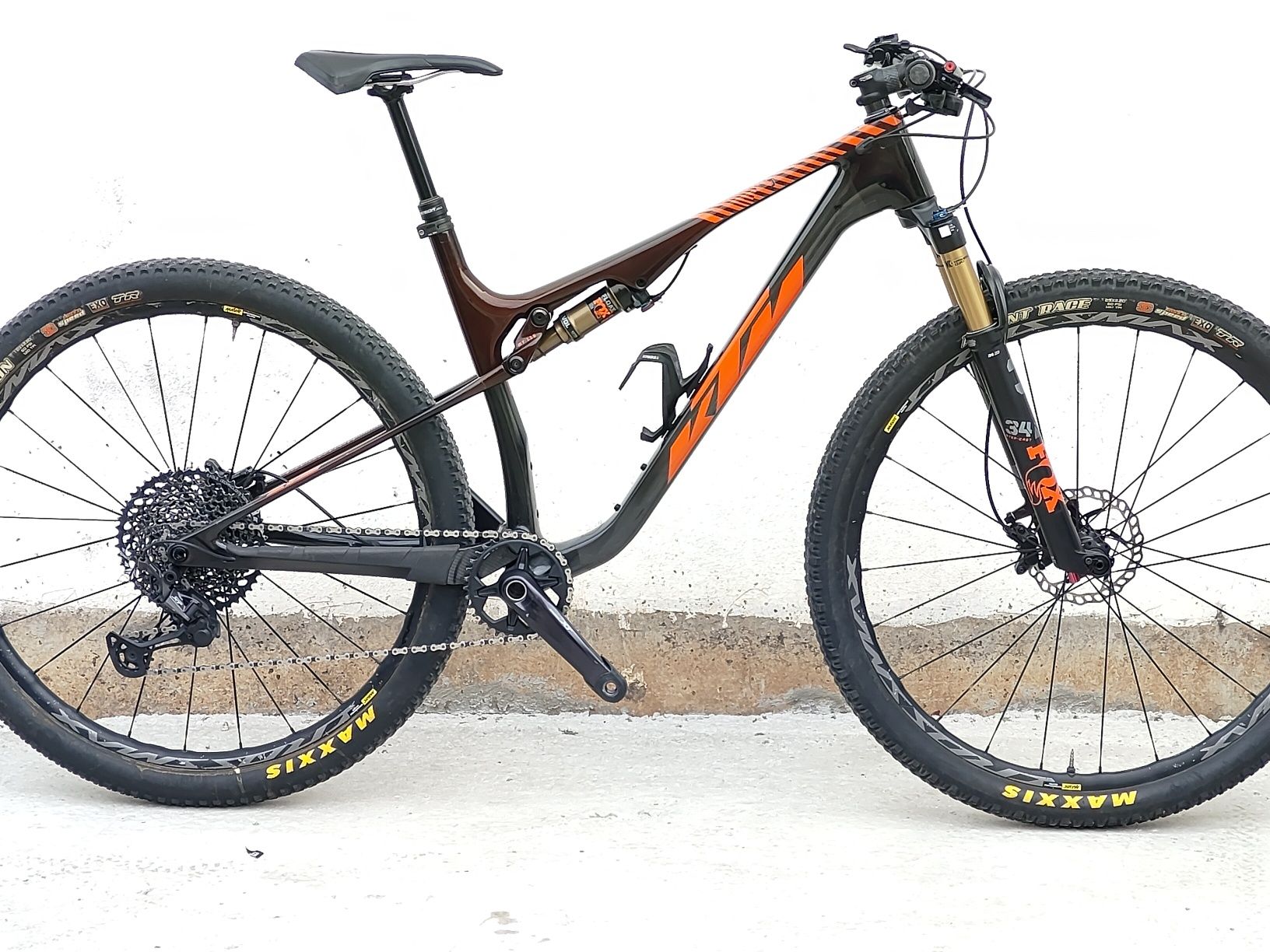 KTM scarp exSonic 2024( aceito retomas)
Tamanho L
Transmissão xt