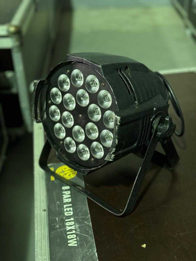 Par Led 18x18w RGBWA+UV