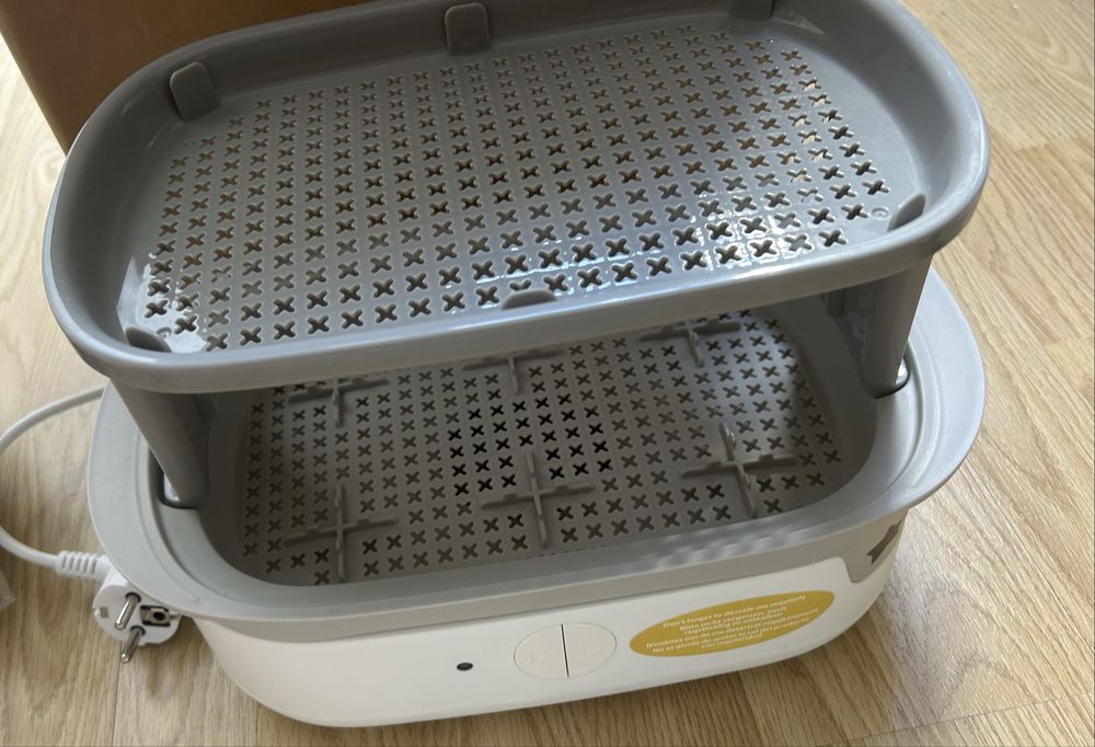 Kit Tommee Tippee.