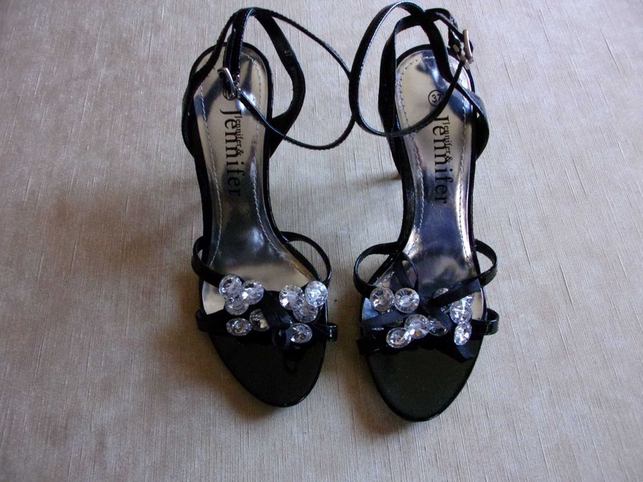 Damskie szpilki rozm. 37 czarne