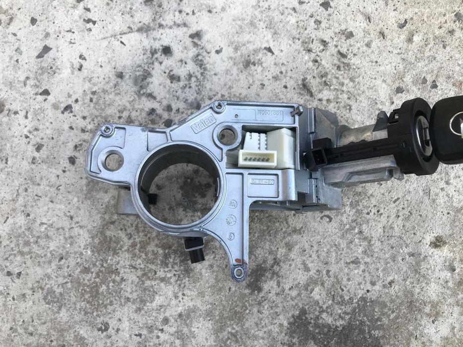 Замок запалювання Opel Astra H/Zafira B