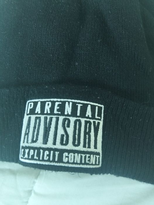 Gorro parental advisory