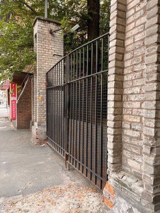Продаж 3-кімнатної квартири в центрі міста