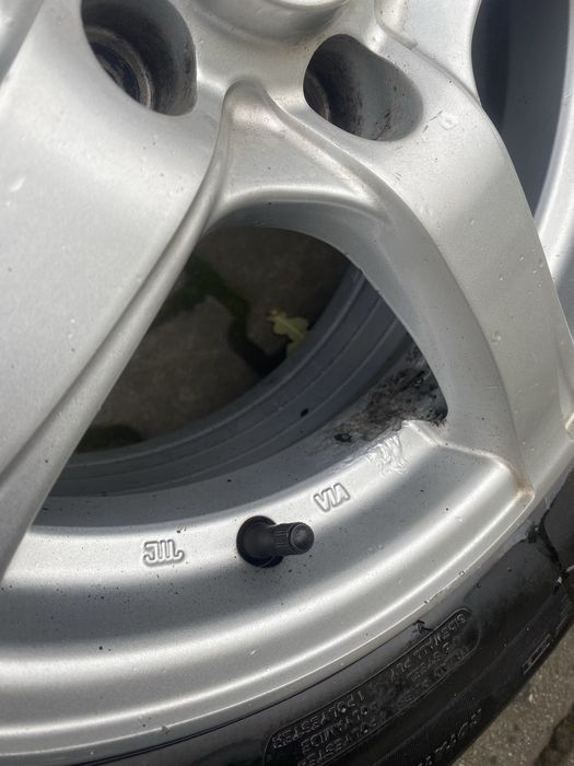 Felgi aluminiowe 5 x 112  z oponami zimowymi Audi , VW, Skoda