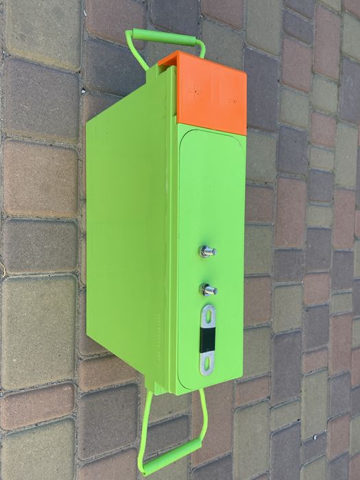 Аккумуляторы гелевые  монбат ,monbat 12 v 200,100 ah gel Болгария