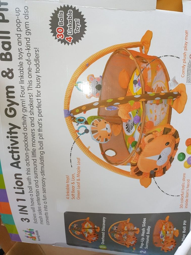 Mata edukacyjna  dla niemowląt 3w1 lion activity gym and ball