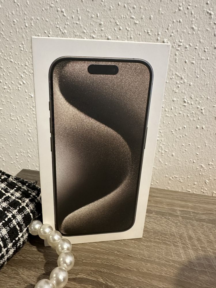 Iphone 15 pro 256 gb Natural Titanium