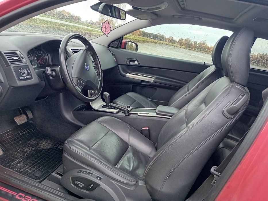 Volvo C30 T5 2.5Turbo 220km