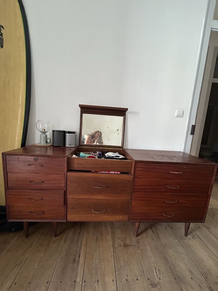 cómoda de quarto