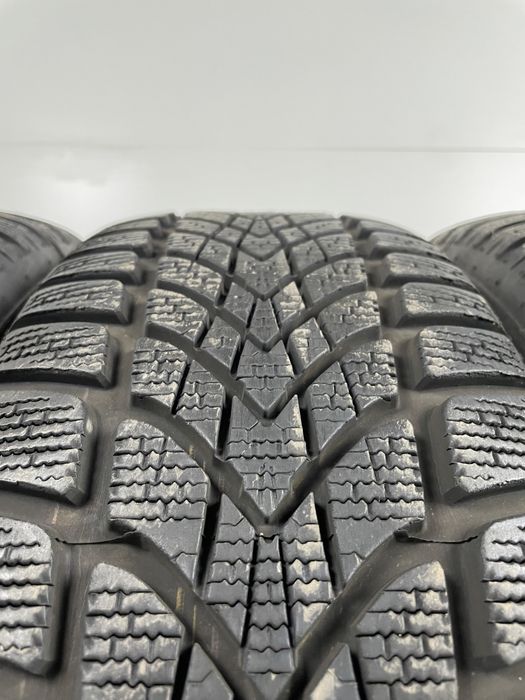 225/55R17 97H Dunlop SP Winter Sport 4D * DSST RSC MOE