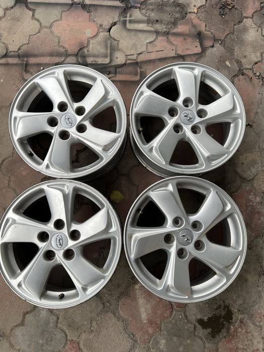 Продам диски Hyundai Kia 5x114.3 R16
