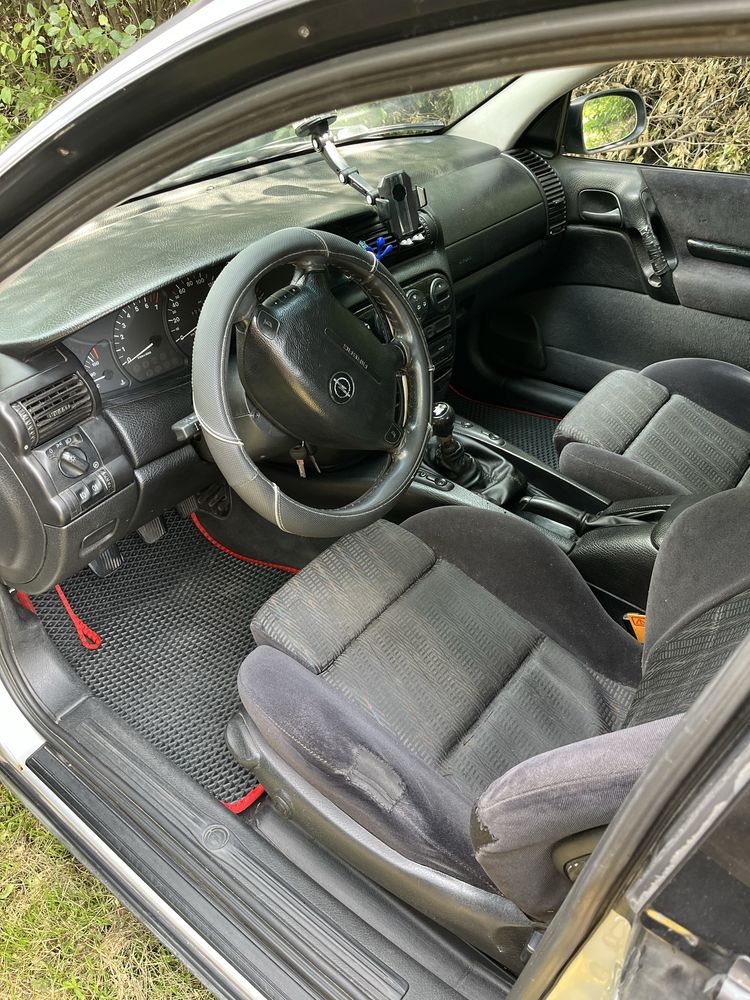 Opel Omega b.