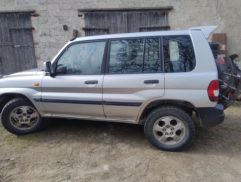 Mitsubishi Pajero pinin