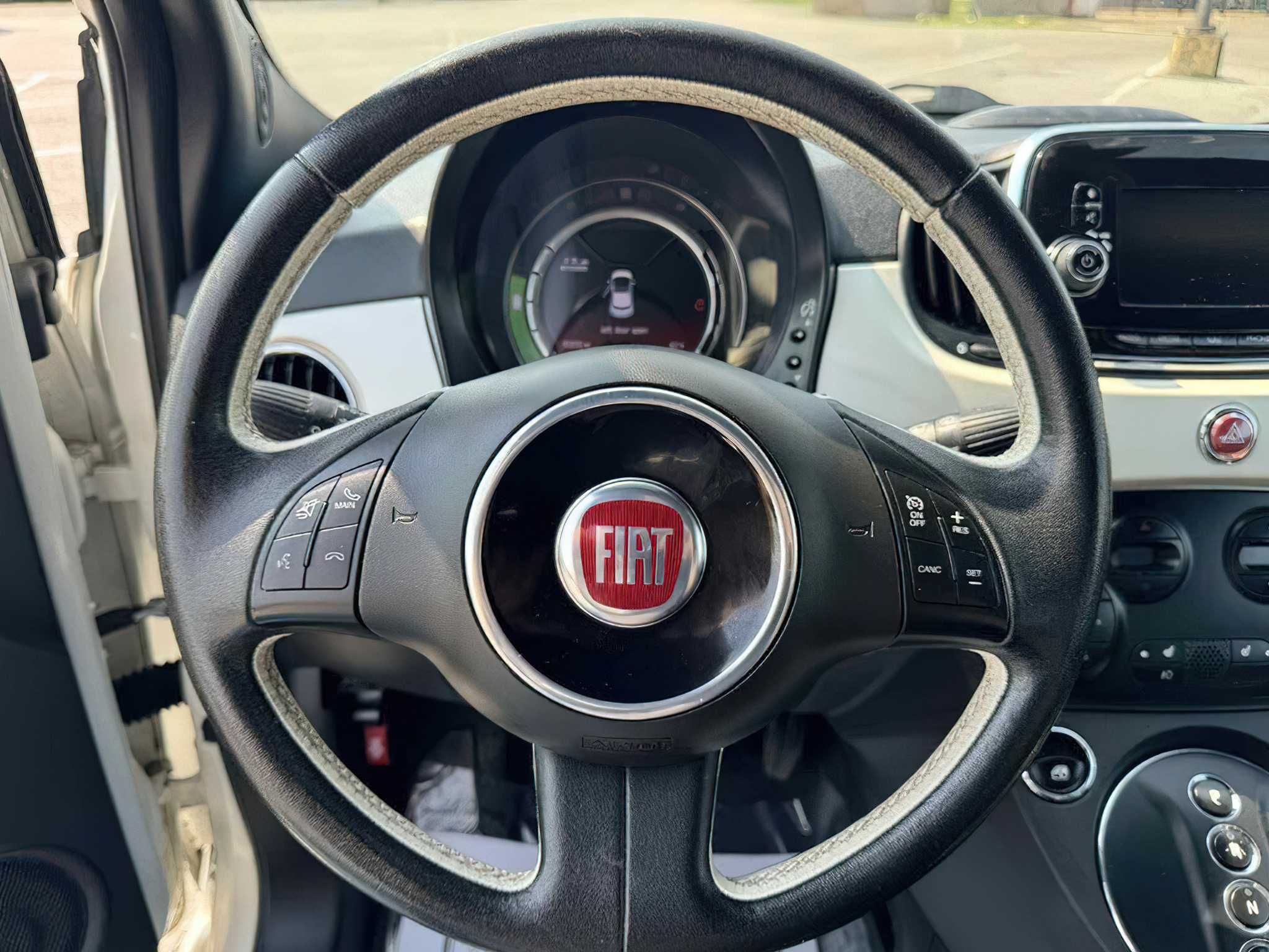 Fiat 500е    2016