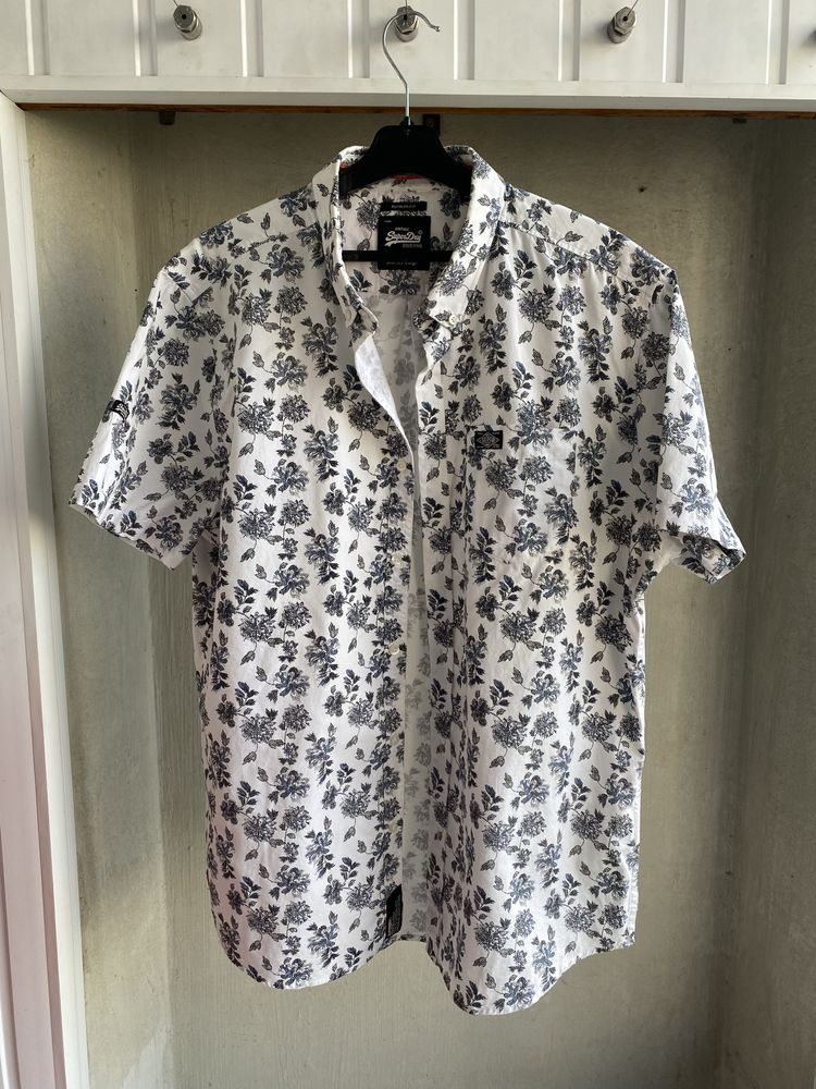Гавайка теніска на літо L-XL SuperDry