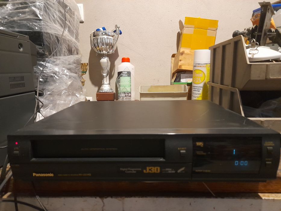 Kit home cinema 5 colunas + sboofer + dvd / LG .