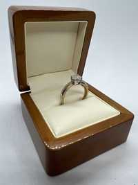 Złoty pierścionek z brylantami z żółtego i białego złota pr.585 0,30ct