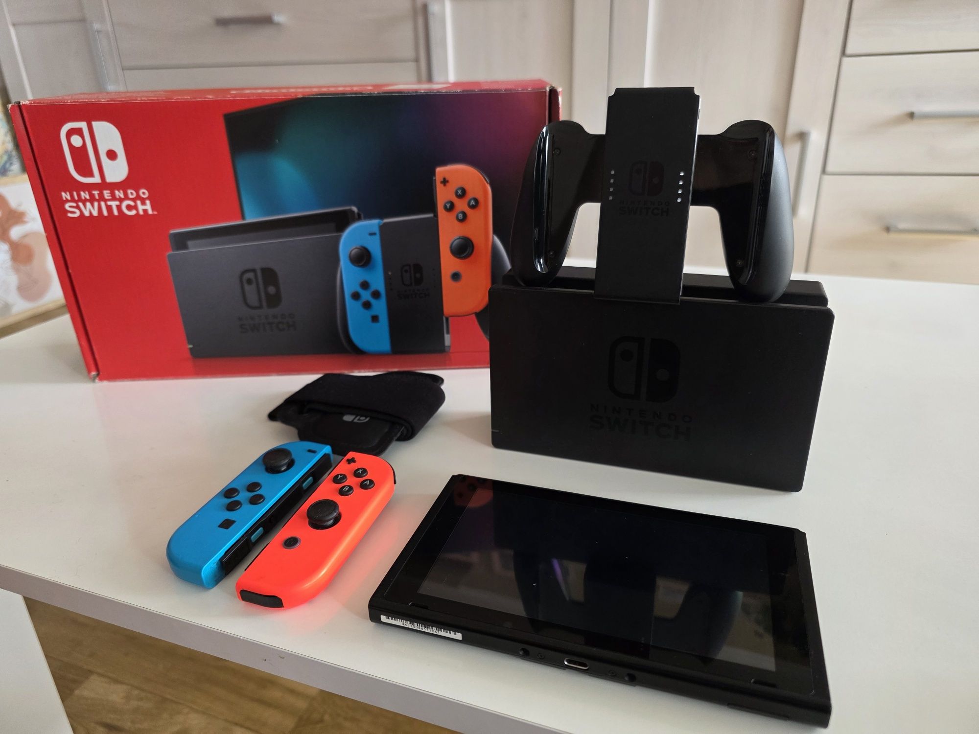 Nintendo Switch jak Nowe!!