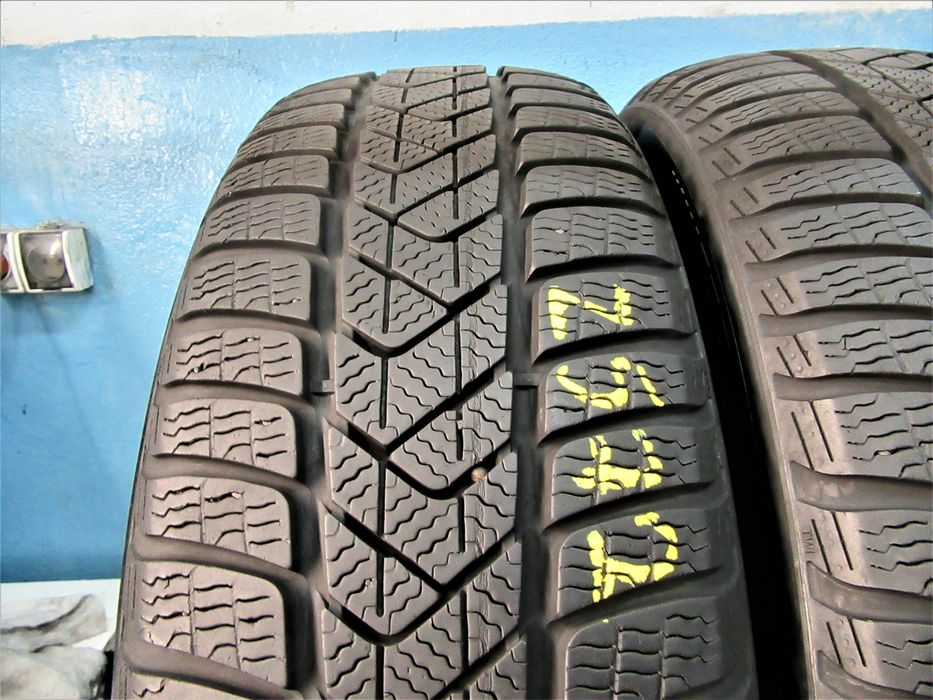 2x 205/60R17 Pirelli SottoZero 3 Winter 93H C/B/72dB 6,32mm