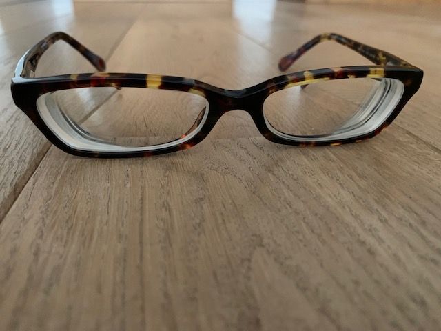 Oprawki do okularów korekcyjnych marki DG