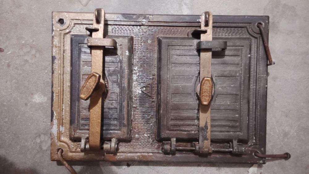 Drzwi do pieca stare