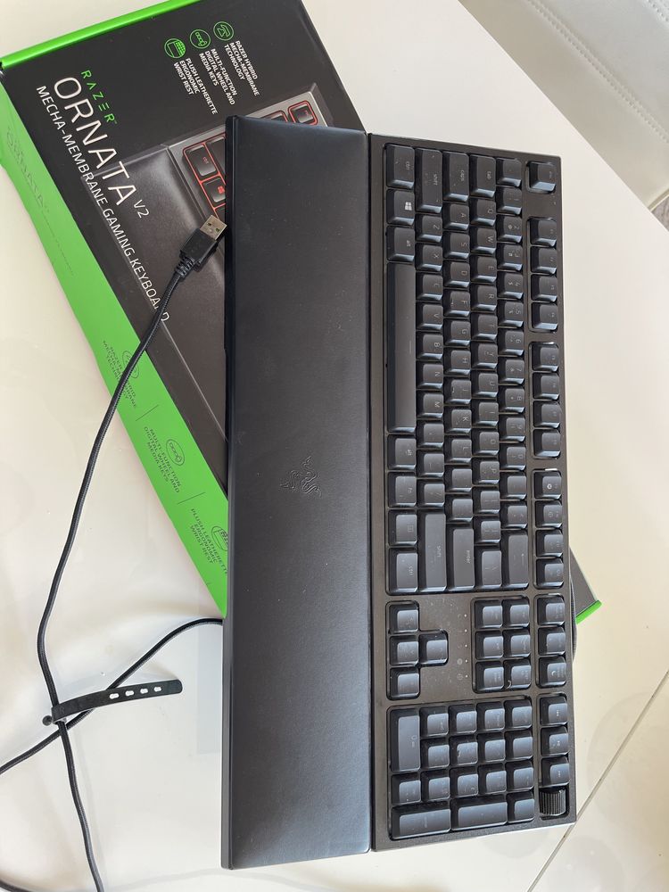 Klawiatura Razer Oranta v2