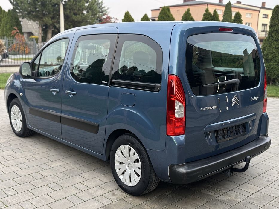 Citroen Berlingo 1.6 110km - stary silnik NFU, hak, nowy rozrząd, 5os.