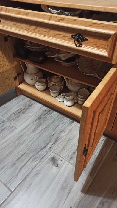 Kredens dąb okleina