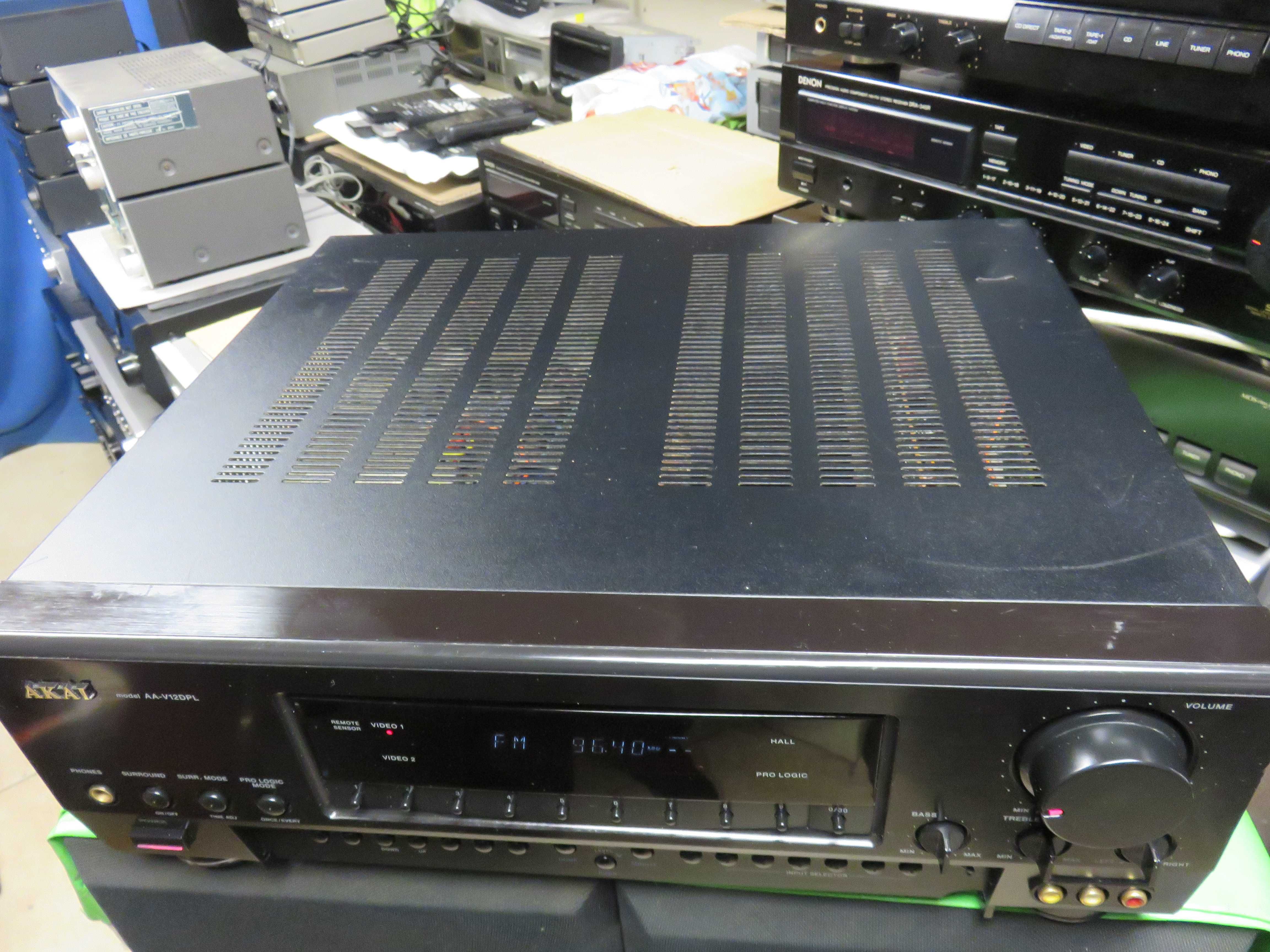 Amplituner AKAI AA-V12DPL
