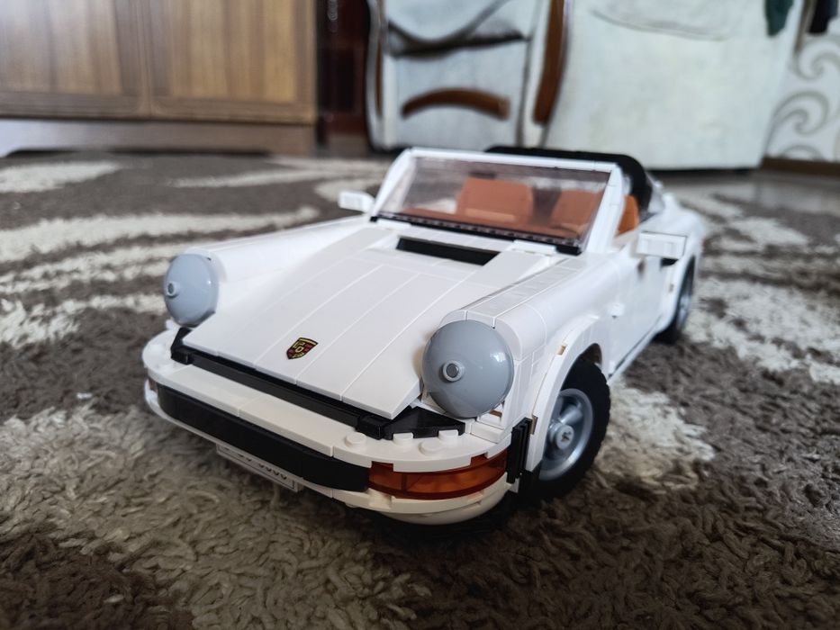 Lego porsche 911 10295