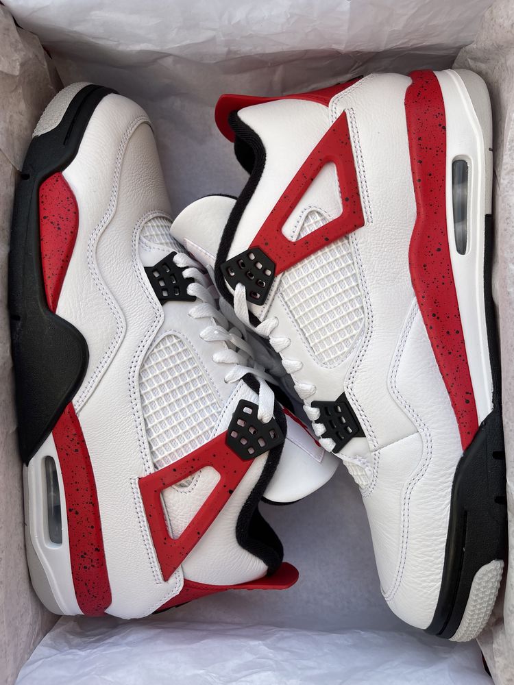 Кроссовки Jordan 4 Retro Red Cement Оригинал