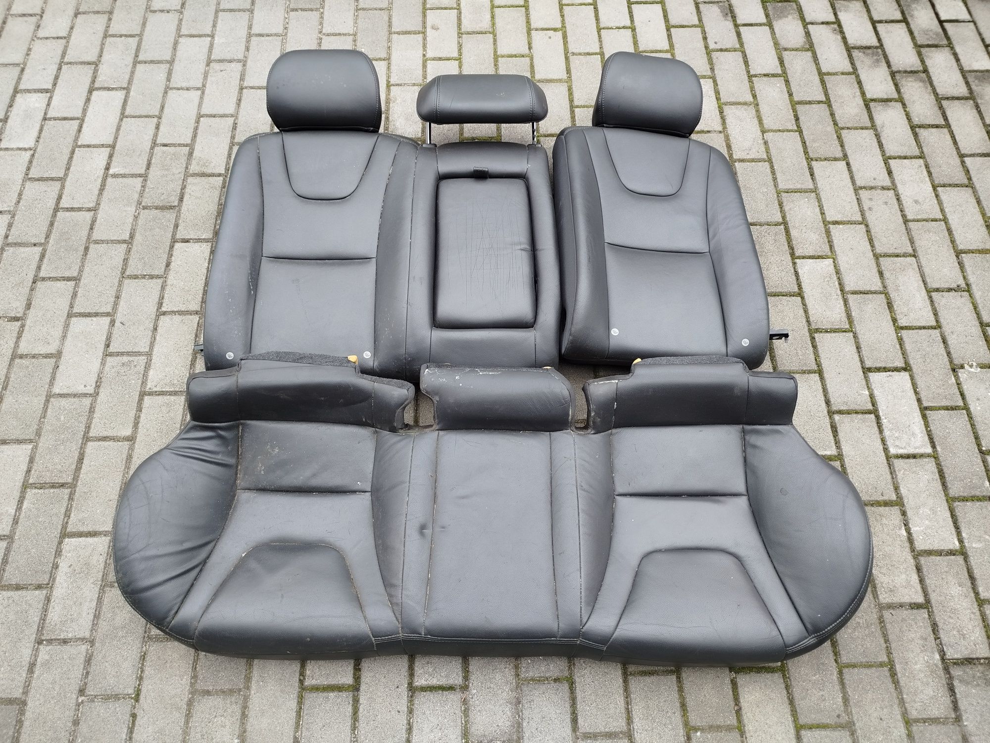 Volvo S60 Kanapa Tyl