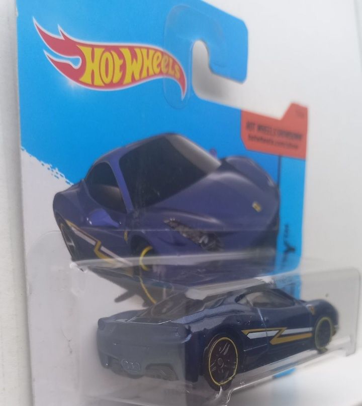 Ferrari 458 italia hot wheels